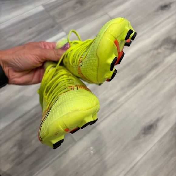 Nike Mercurial Superfly 8 Academy MG Cleats Neon Green / Yellow & Orange SZ 7 - Picture 6 of 8